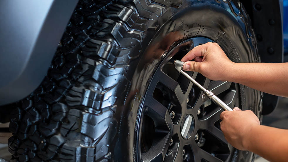 Car maintenance tips and tricks; inflating tyres